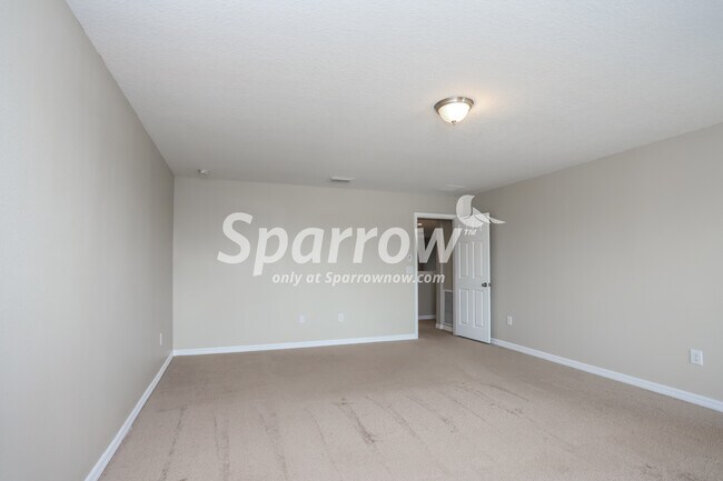 Building Photo - 18840 Deer Tracks Loop