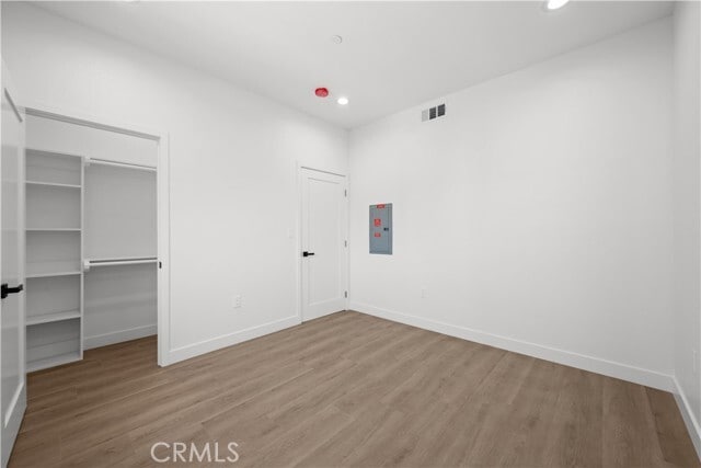 Building Photo - 646 N Boyle Ave