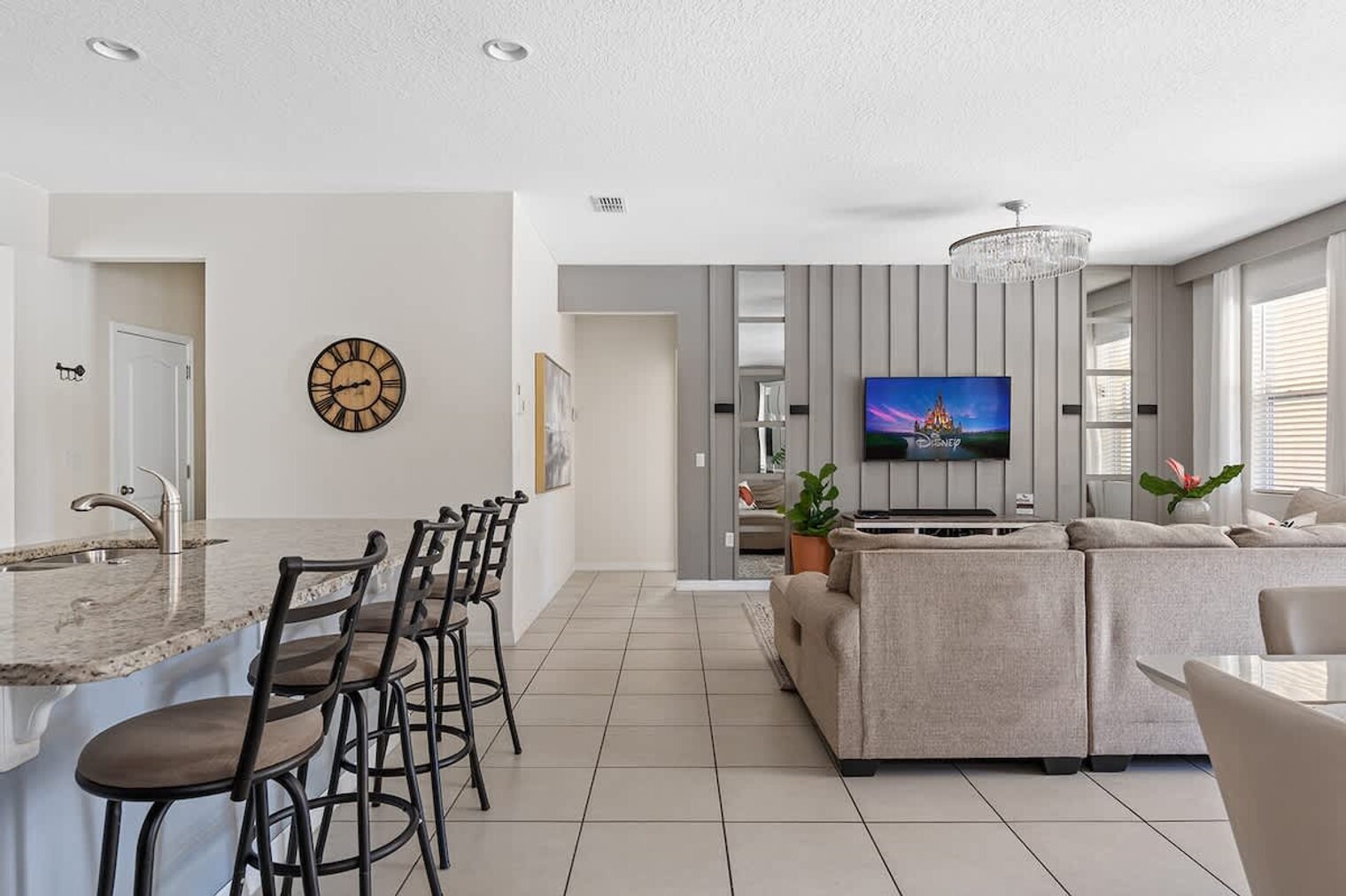 Building Photo - 6047 Broad Oak Dr
