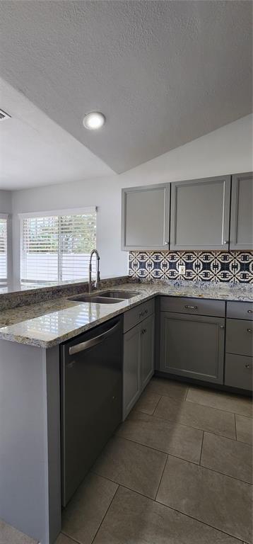 Building Photo - 41 Barbera Ln