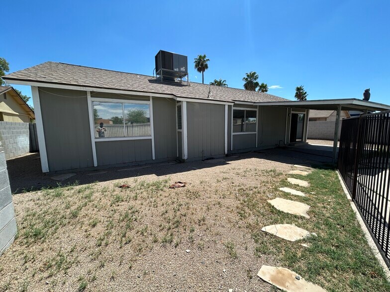 Building Photo - 6150 W Mauna Loa Ln