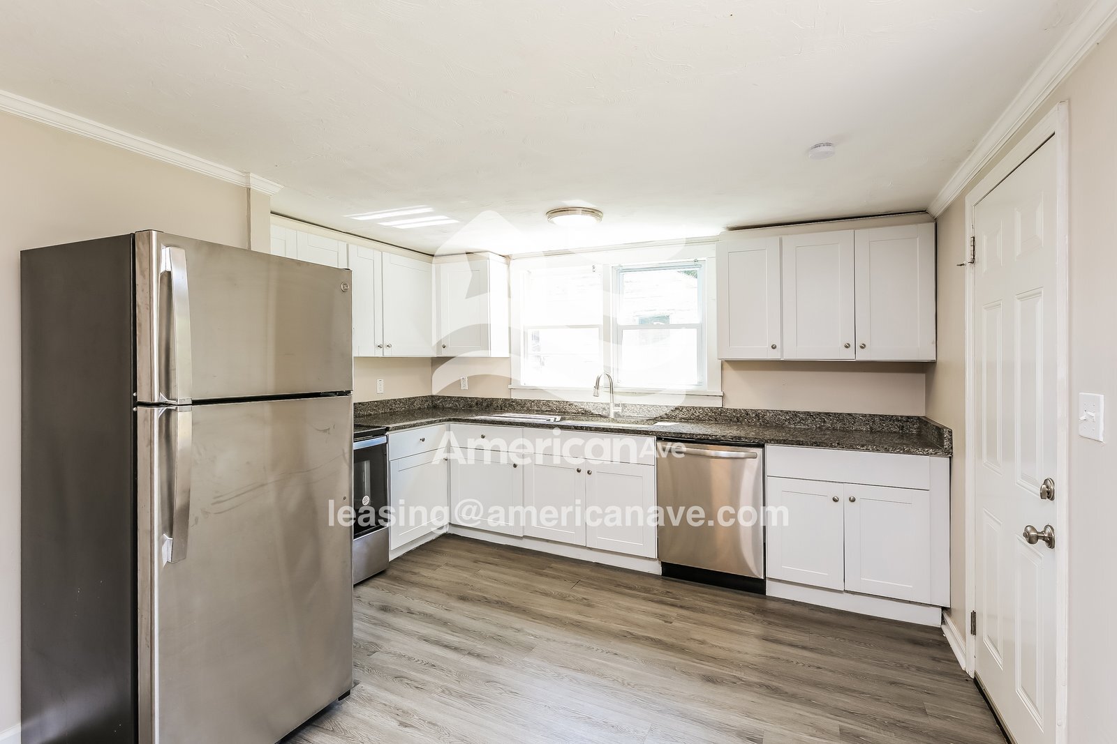 Building Photo - 17 Carter St