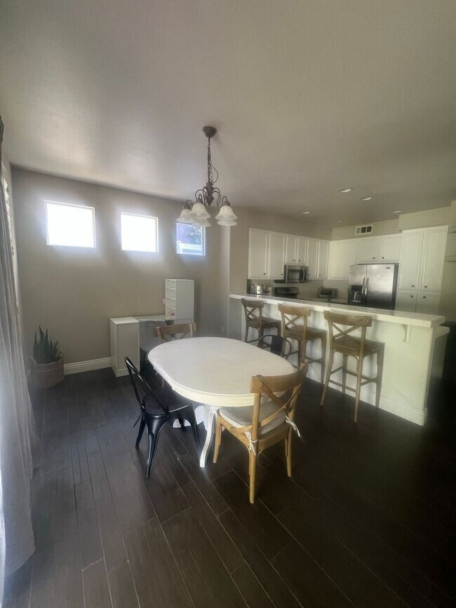 Building Photo - Welcome Home to Your Temecula Retreat!