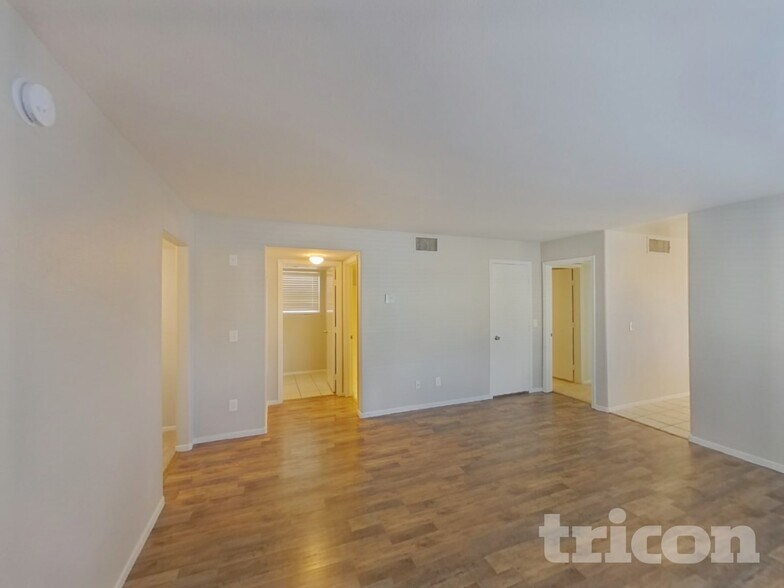 Building Photo - 6131 Daisy Petal St