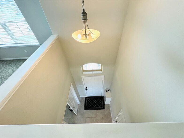 Building Photo - 29618 Stanley Canyon Ln