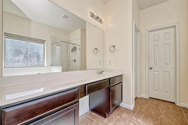 Building Photo - 20555 Bonds Creek Ln