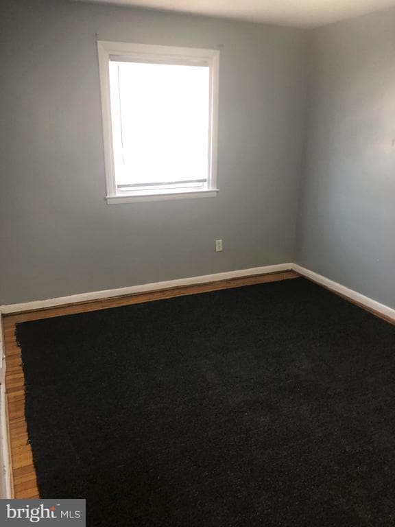 Building Photo - 8550 Tolbut St