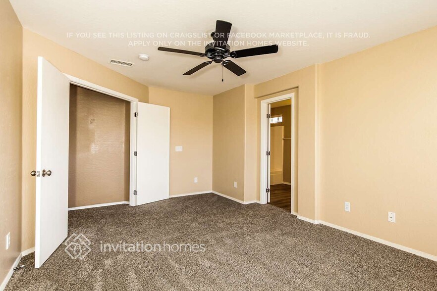 Building Photo - 5170 W Shaw Butte Dr