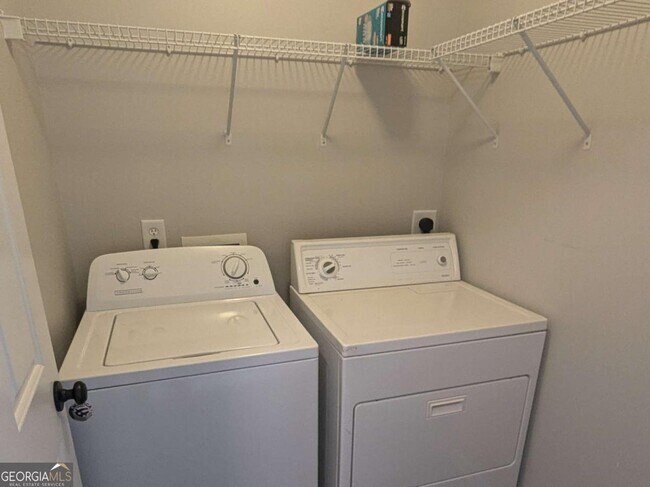 Building Photo - 5710 Ridge Stone Way