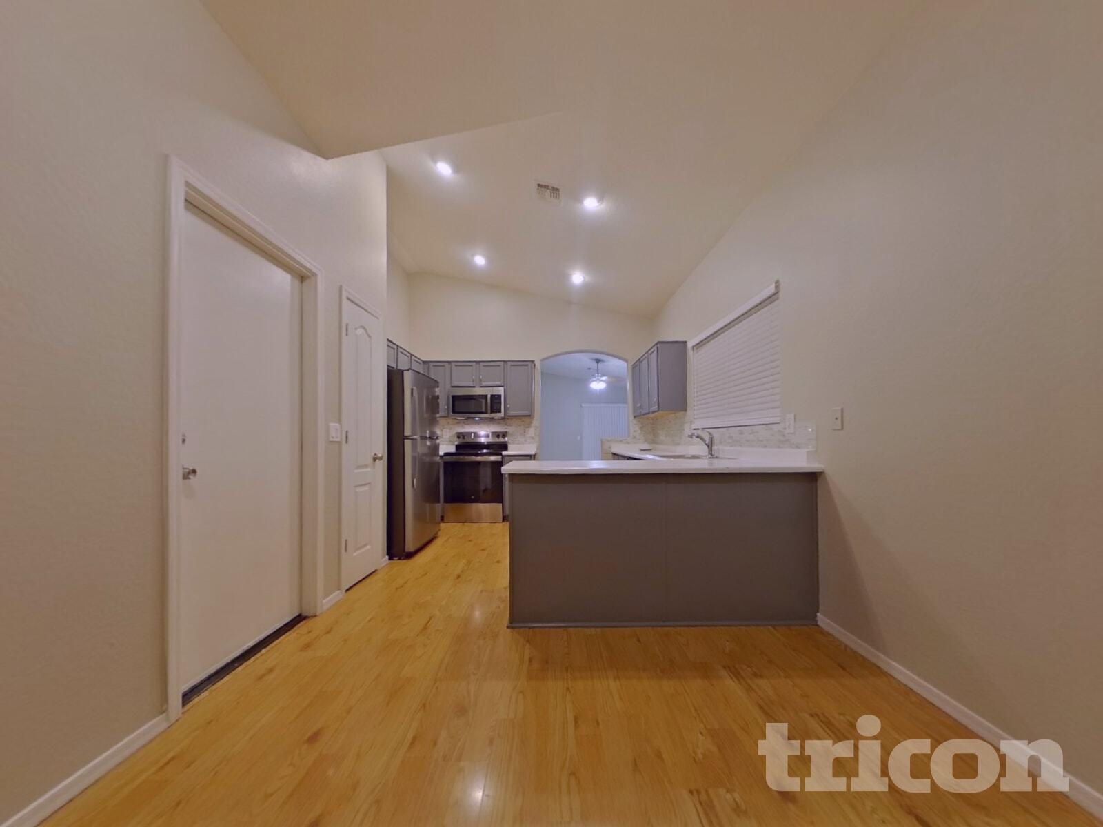 Building Photo - 24832 W Kowalsky Ln