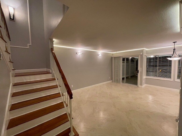 Family room - 10545 Kemerton Rd