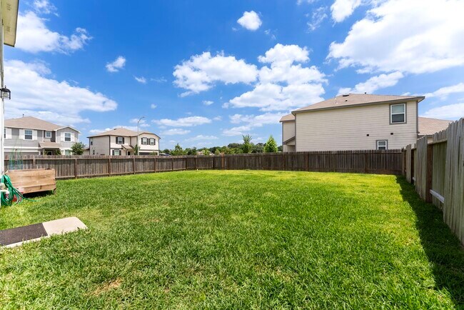 Building Photo - 25718 Merino Ct