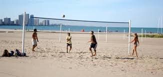 Building Photo - 840 W Ainslie St