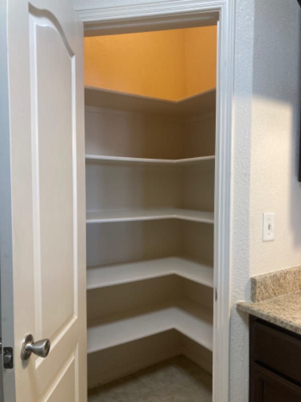 Building Photo - 5909 Cielo De Oro Pl