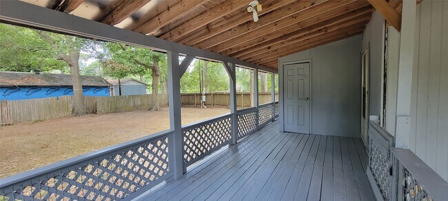 Building Photo - 17308 Valley Ln