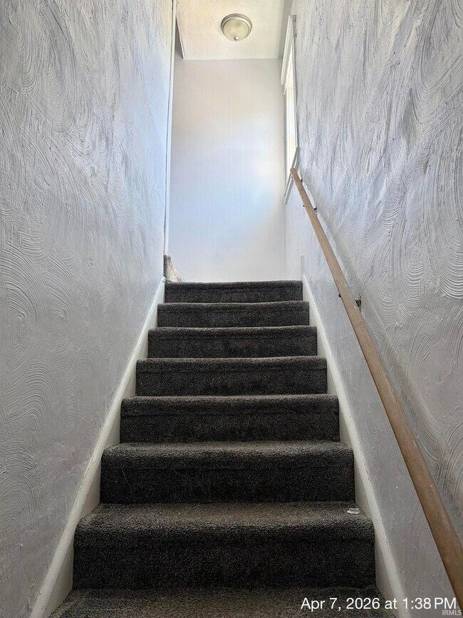 Building Photo - 131 W Lordeman St