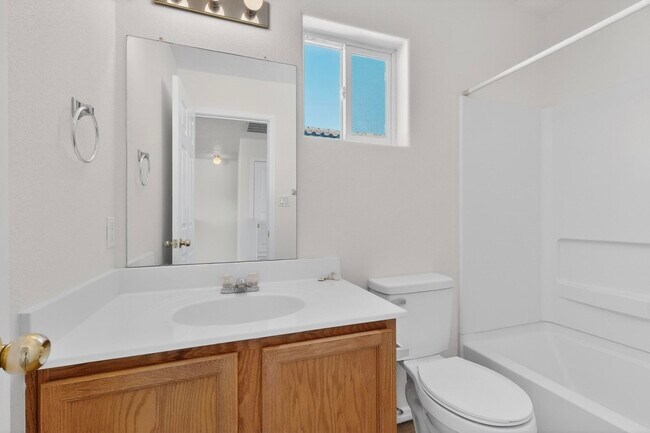 Building Photo - 8300 Bluffs Edge Pl NW