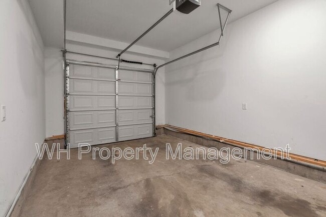 Building Photo - 1021A Elvira Ave