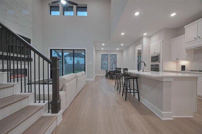 Building Photo - 26918 Arethusa Ct
