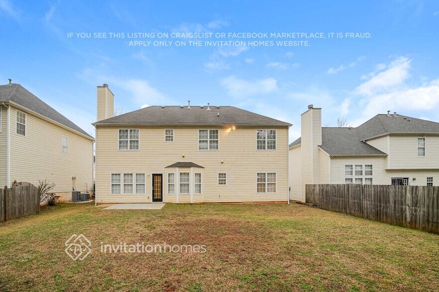 Building Photo - 2070 Dartmoth Way