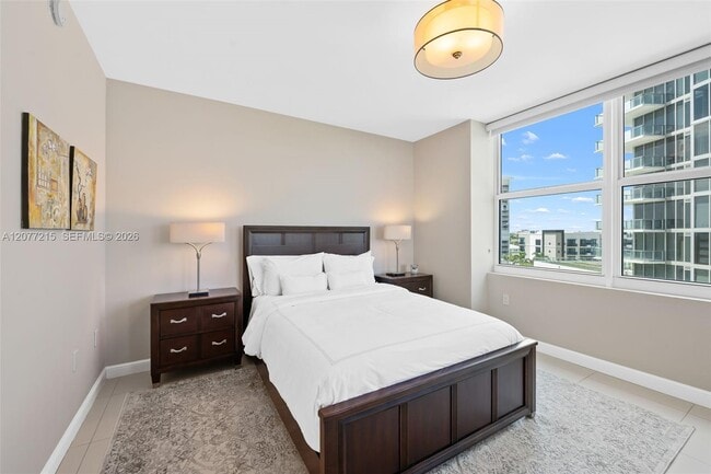 Building Photo - 2110 N Ocean Blvd