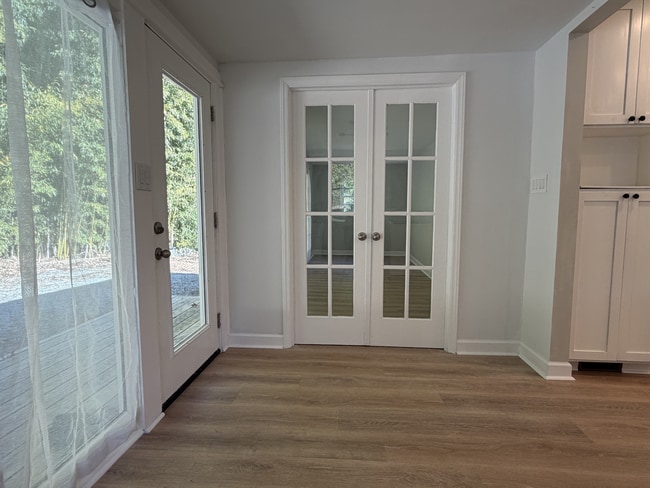 Building Photo - 214 W Union St