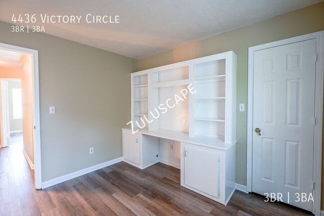Building Photo - 4436 Victory Cir