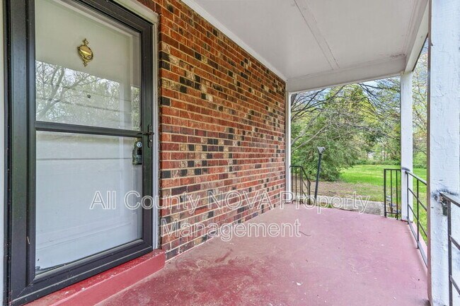 Building Photo - 50 Old Enterprise Rd