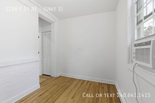 Building Photo - 1226 F St NE