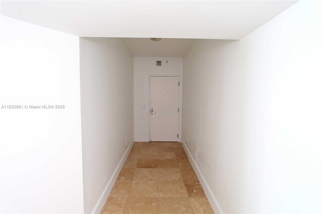 Building Photo - 888 Biscayne Blvd
