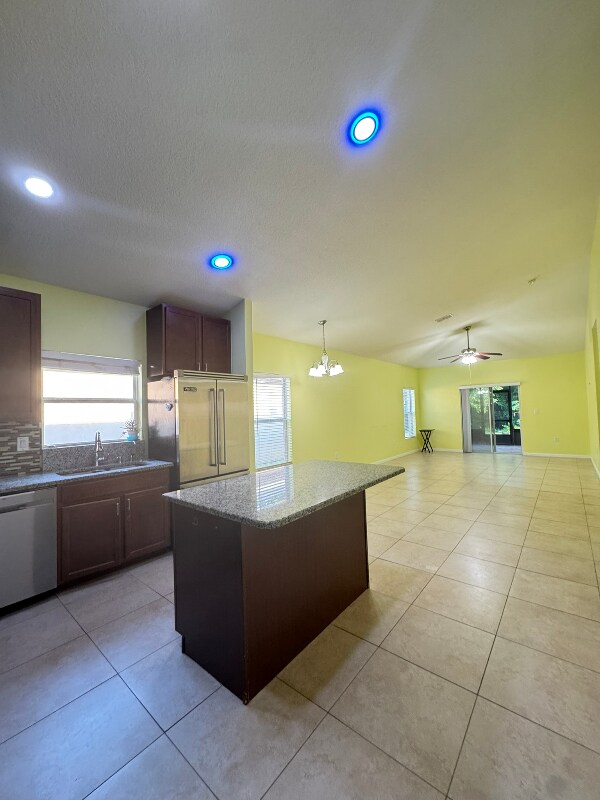 Building Photo - 3740 Aria Dr