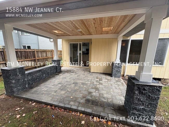 Building Photo - 15884 NW Jeanne Ct