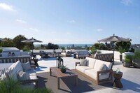 Building Photo - Enjoy The Coastal Carlsbad Village Lifestyle