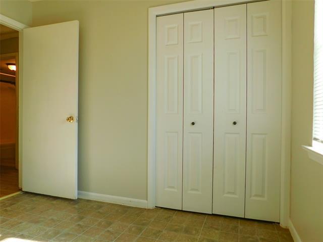 Building Photo - 3510 Sagebrush Dr