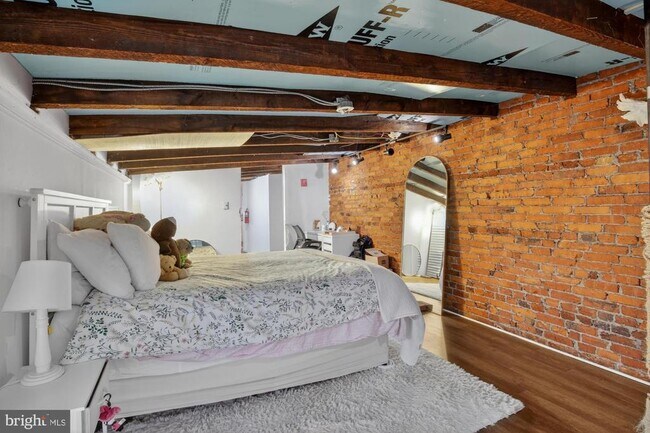 Building Photo - 4001 Baltimore Ave