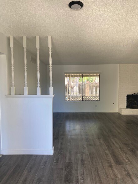 Building Photo - 6100 Indian Wells Ave