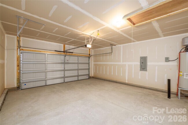 Building Photo - 128 Carolina Cherry Ct