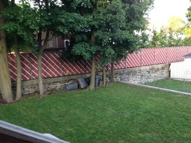 Building Photo - 23 Falkland St