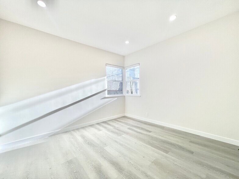 Building Photo - 1536 11th St