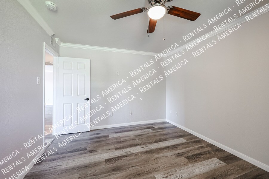 Building Photo - 8260 E Arabian Trail