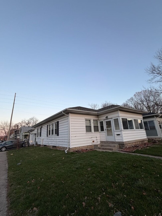 Building Photo - 3469 Graceland Ave