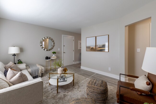 Building Photo - The Jefferson | 2-Bedroom with Balcony