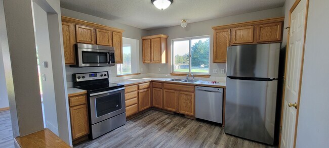 Building Photo - 2165 Copper Wynd Dr