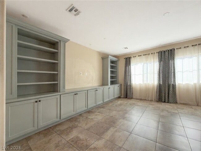 Building Photo - 208 Rocky Basin St