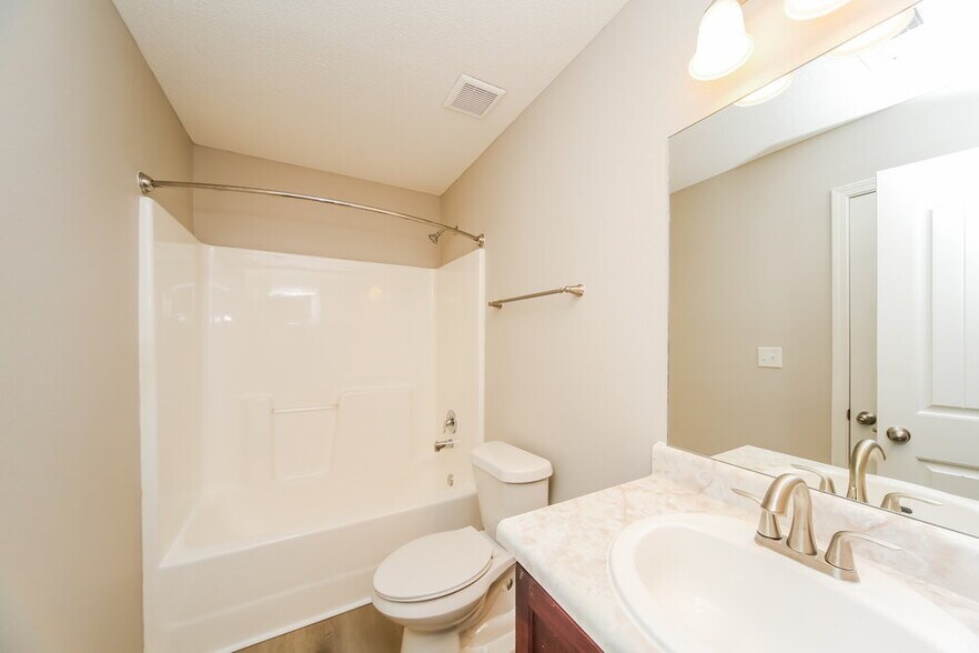 Building Photo - 4521 Oakden Ln.