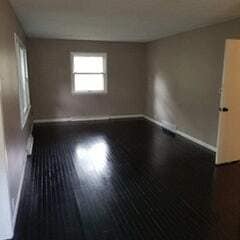 Building Photo - 2339 Hawthorne Ct