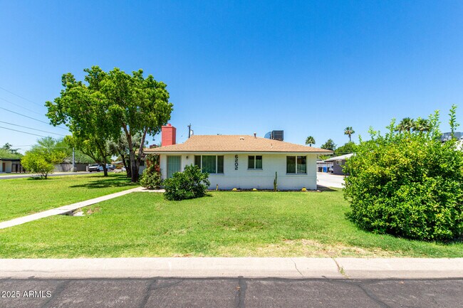 Primary Photo - 6202 N 14th St