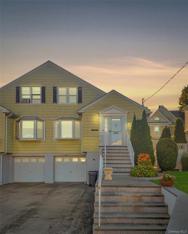 Primary Photo - 7 Ronalds Ave