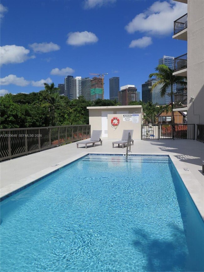 Building Photo - 1918 Brickell Ave