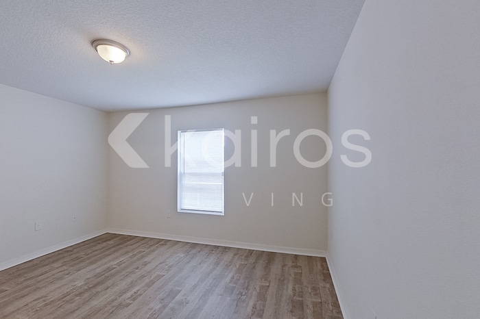 Building Photo - 10117 Elgin Blvd